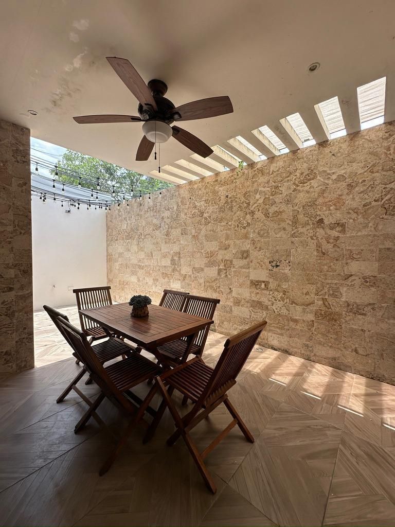 16 de 16: Terraza techada