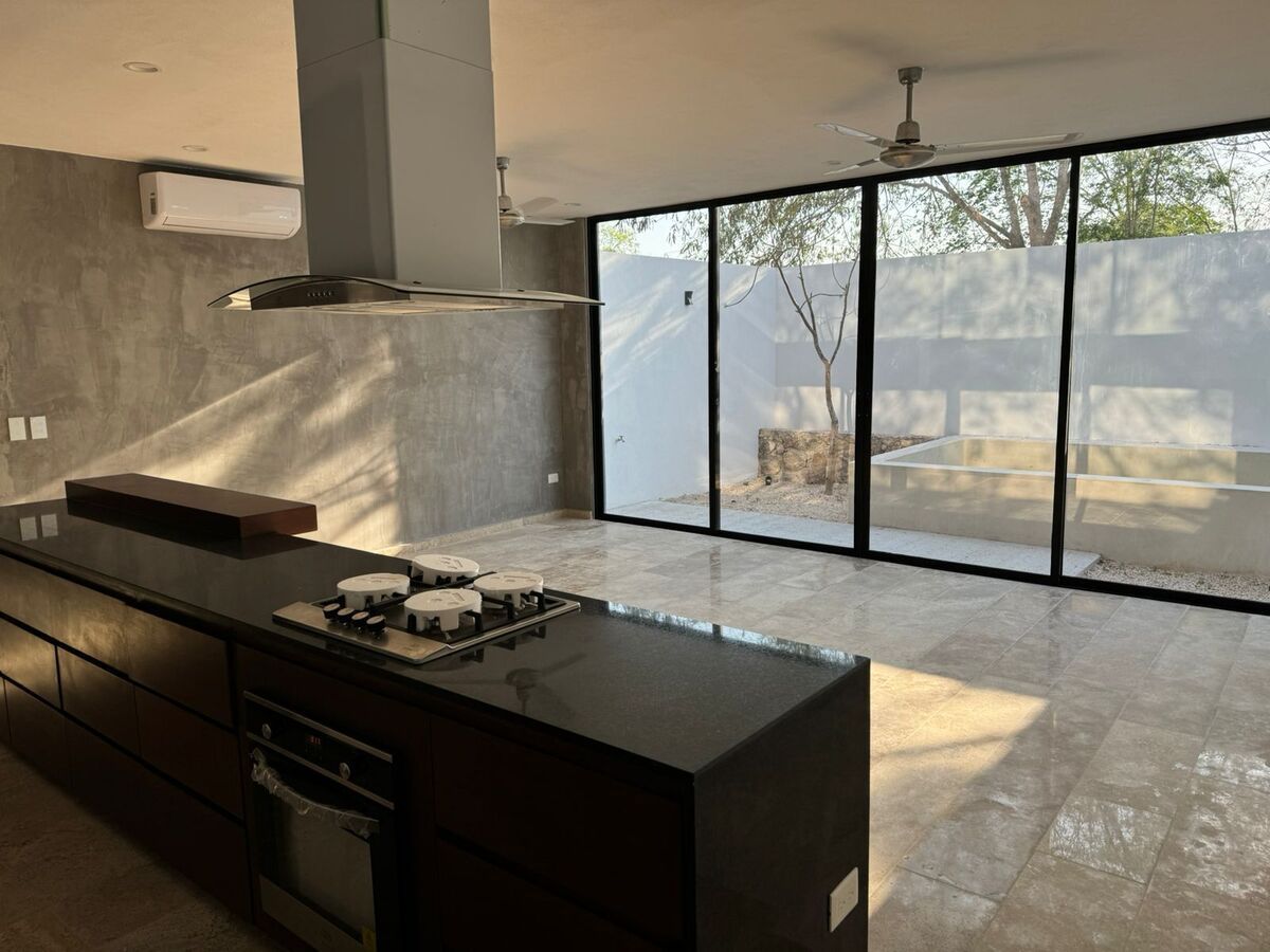 3 de 10: Cocina, sala y comedor