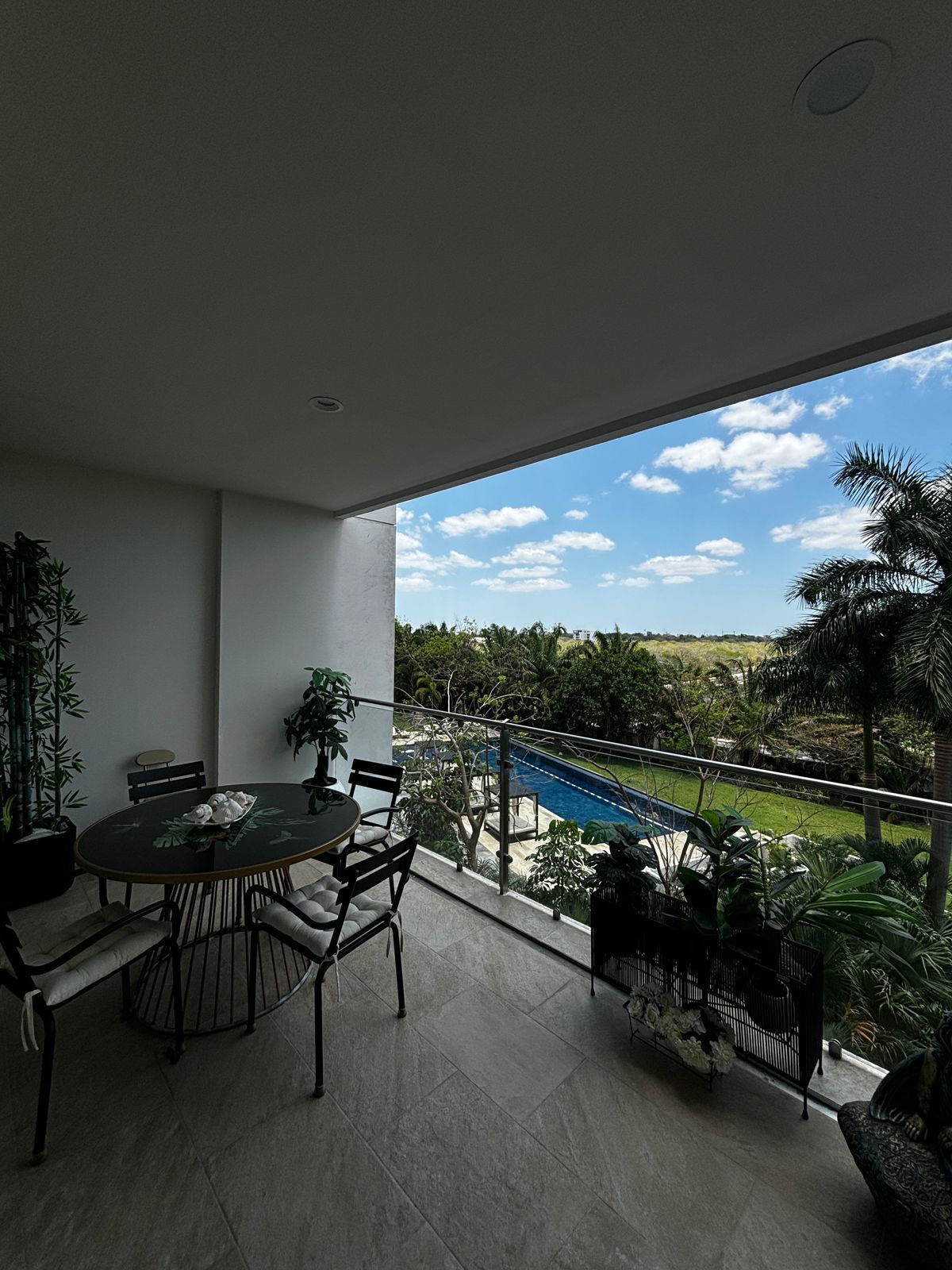 10 de 42: Terraza, Habitación Principal
