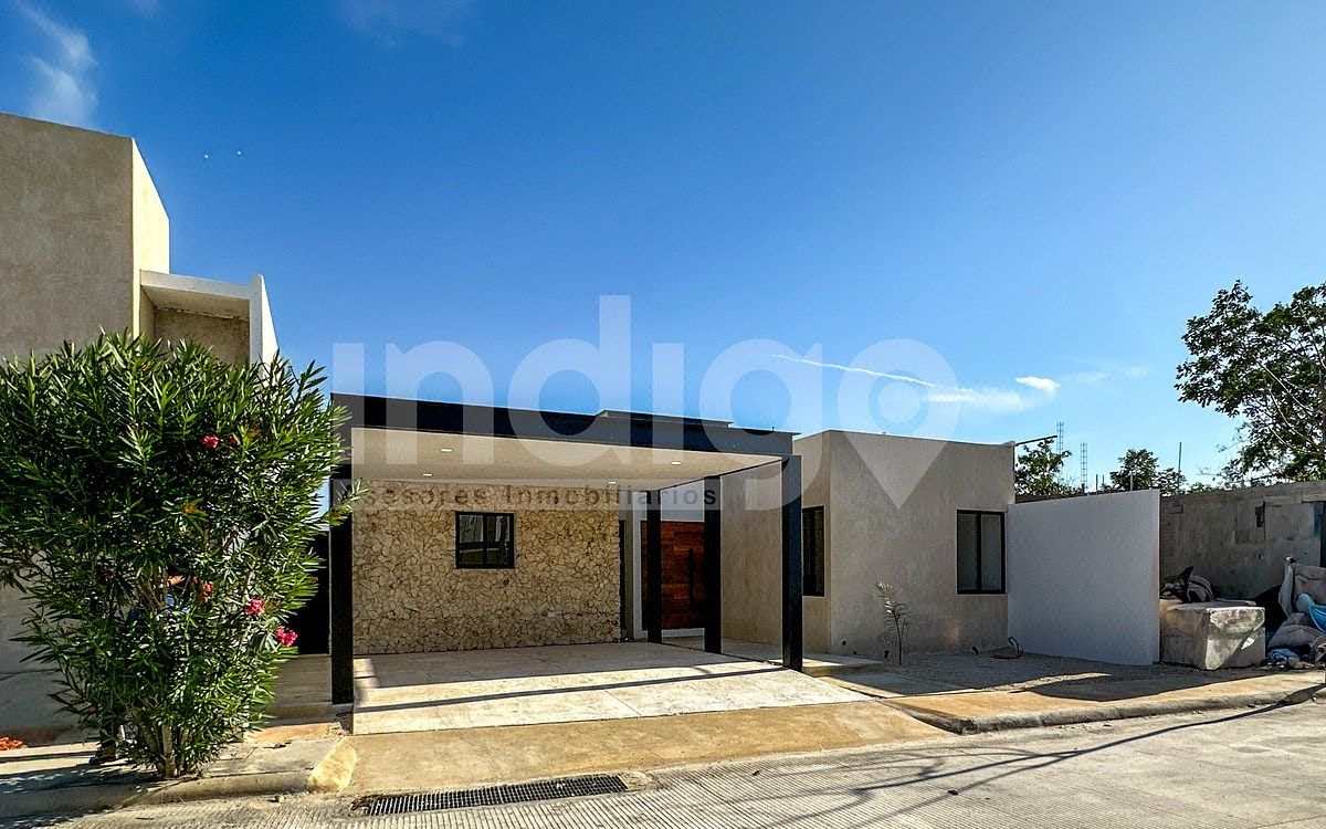 Casa de Una Planta en Venta en Mérida en Privada Aire Puro