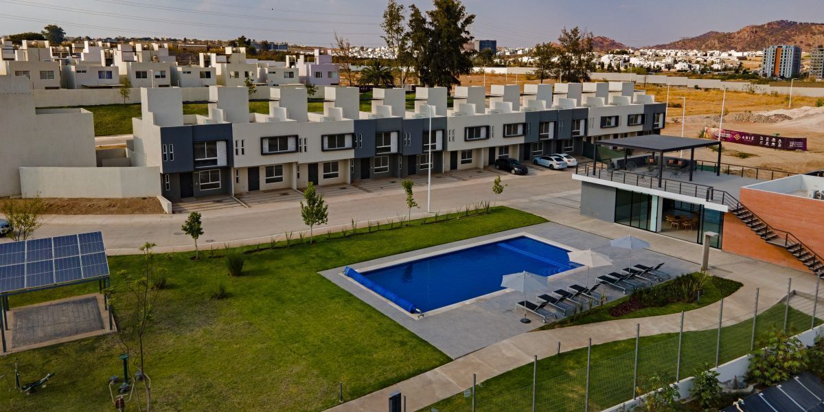 1 de 13: ALBERCA