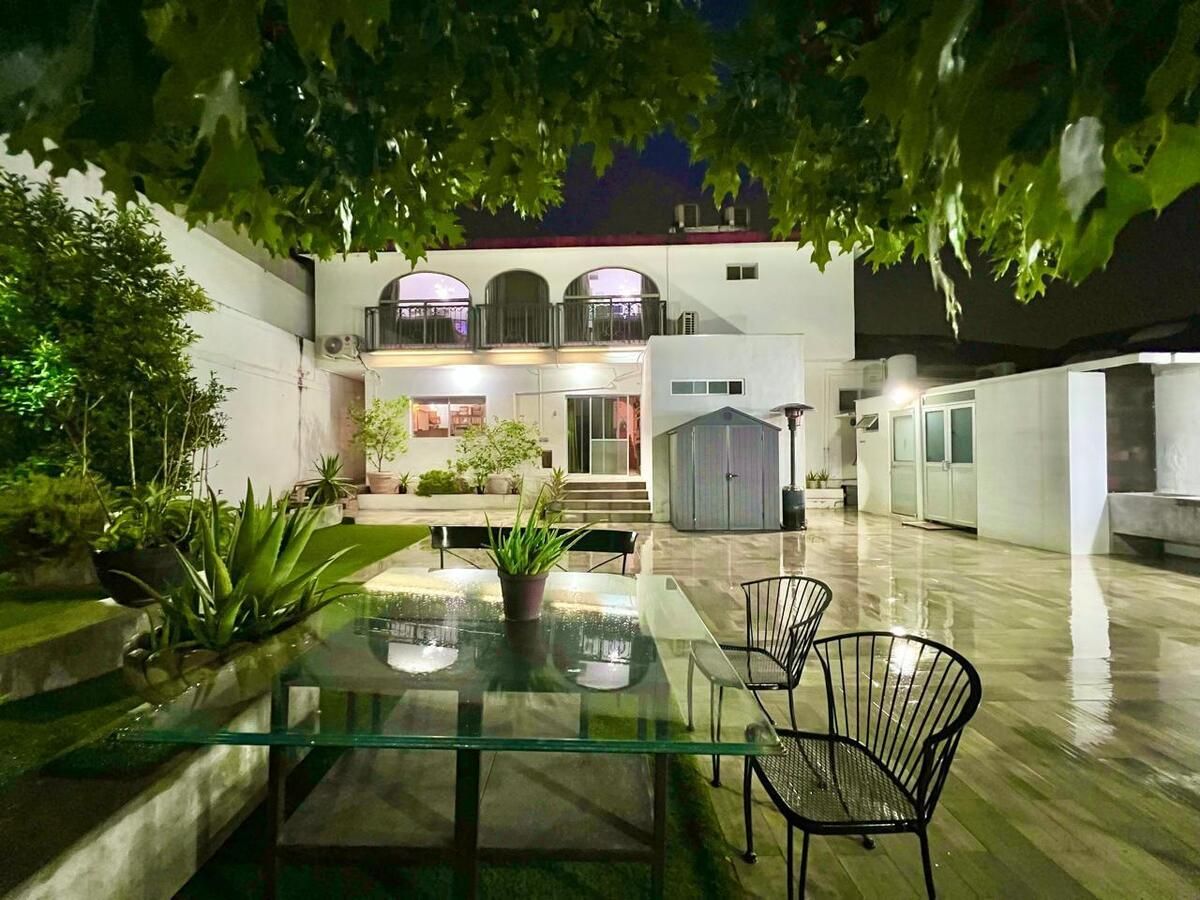 16 de 16: Fachada posterior