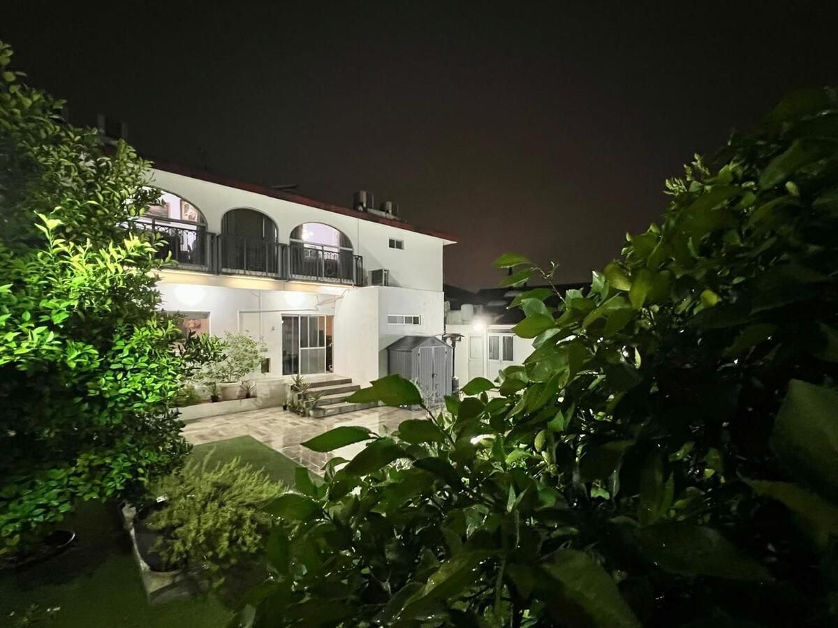 16 de 17: Jardin con árboles frutales