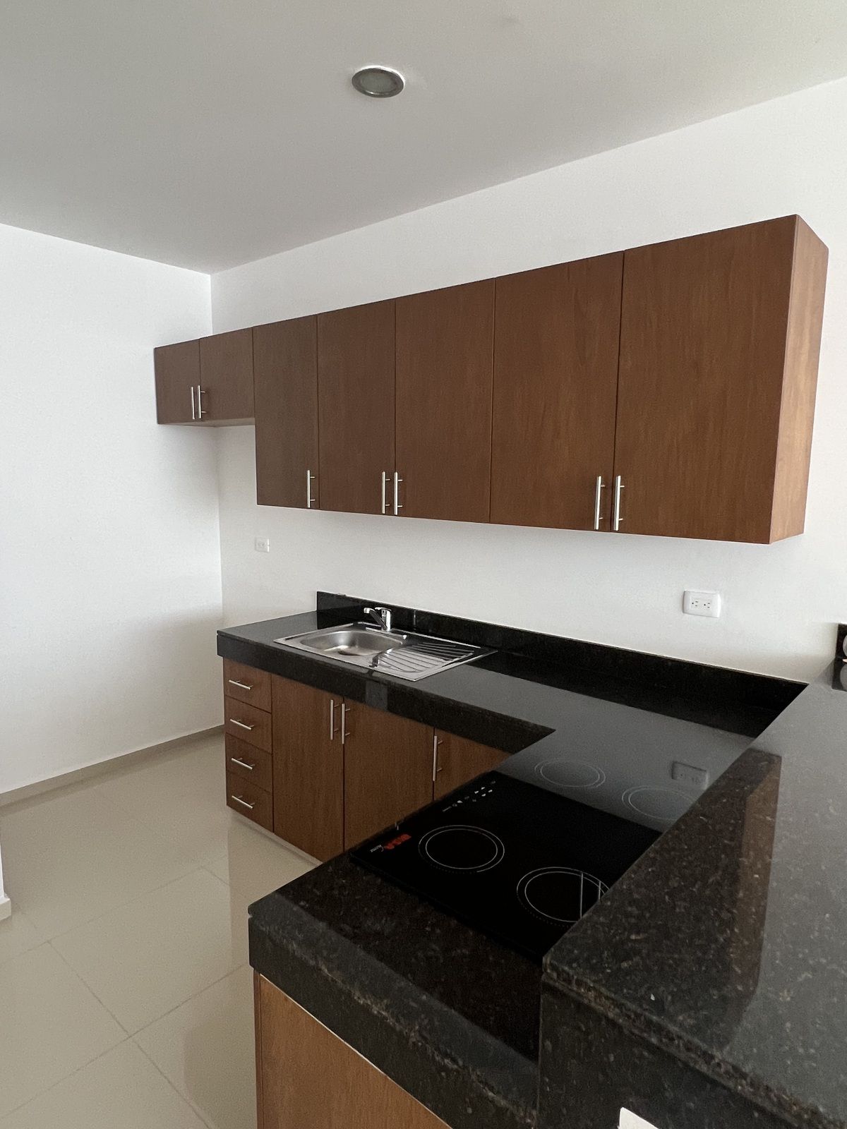 8 of 22: Cocina