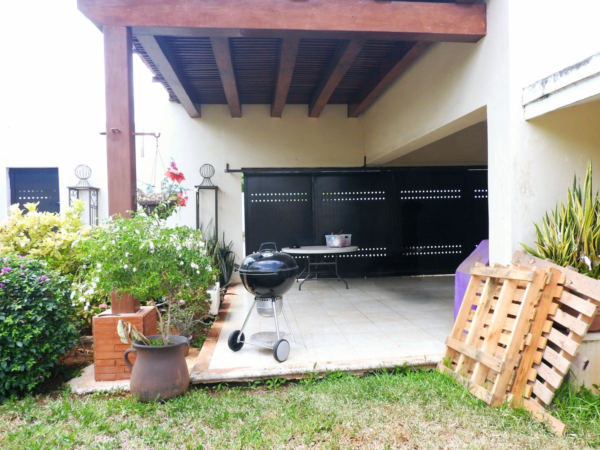 5 of 16: Roof Garden