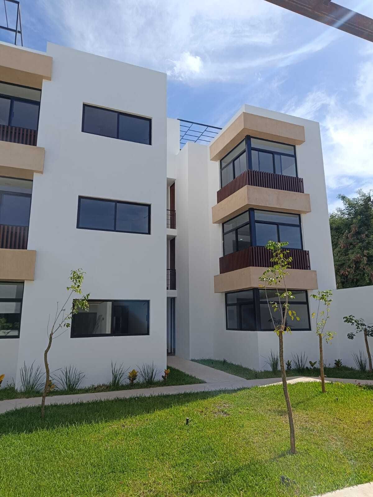 1 de 8: Fachada departamentos