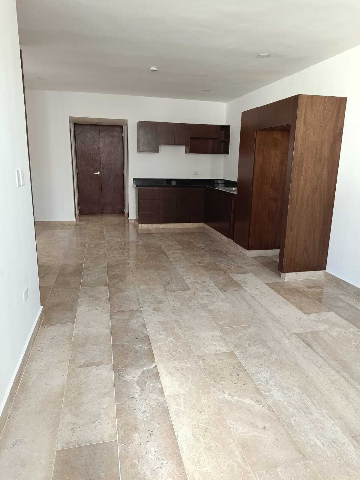 3 de 8: Sala, comedor y cocina