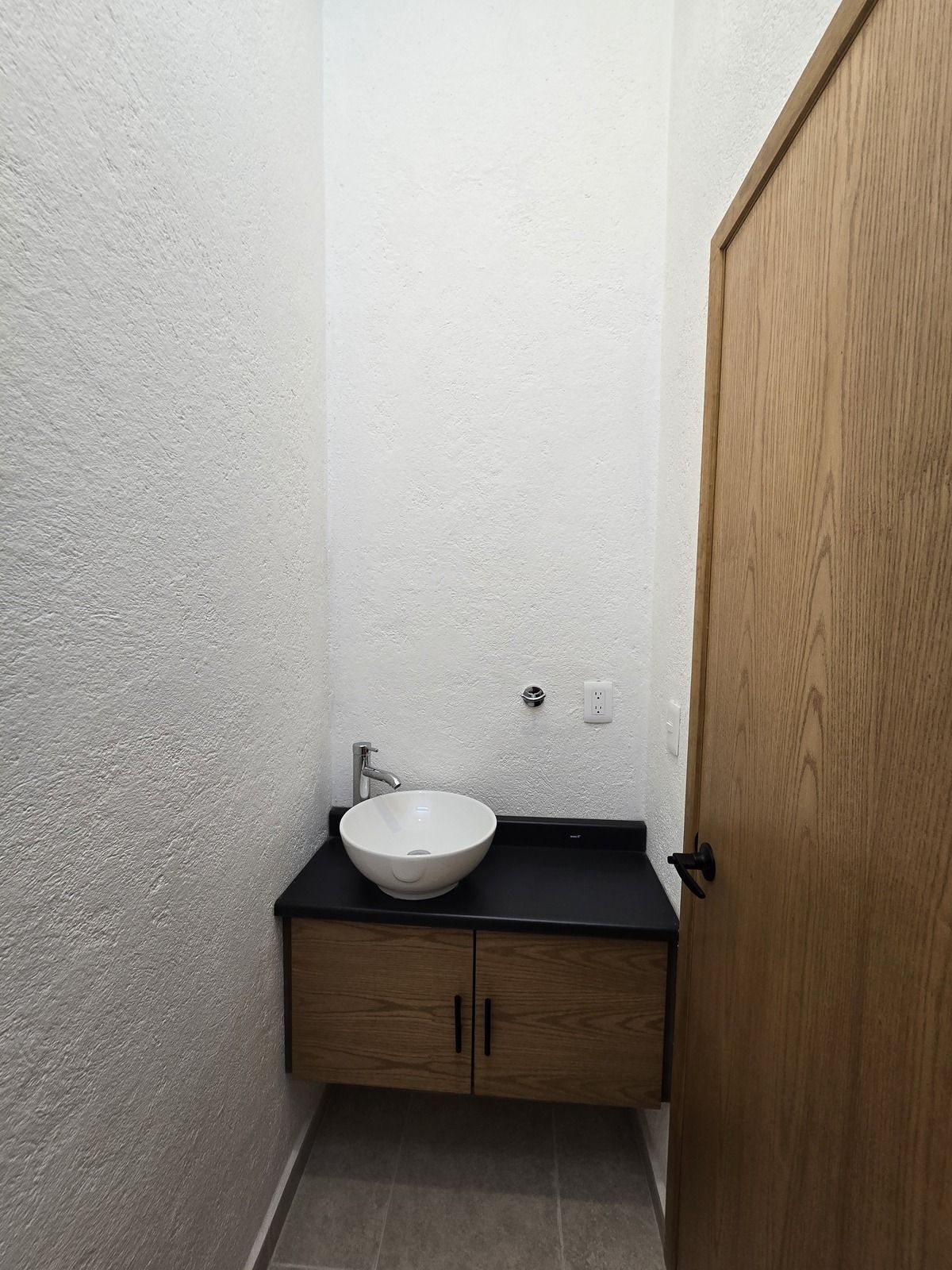 14 de 18: Medio baño