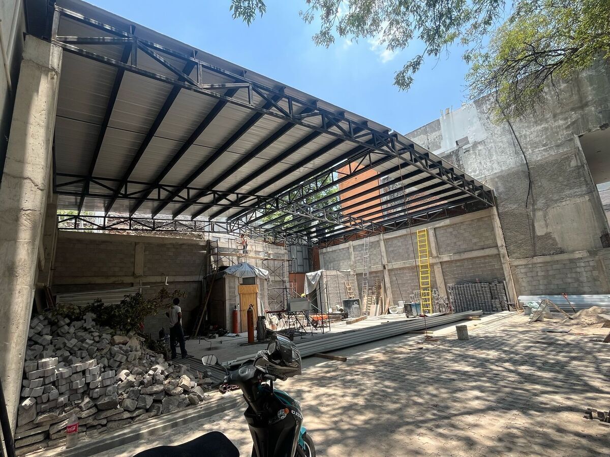 1 of 7: Avance de obra al 30 de abril