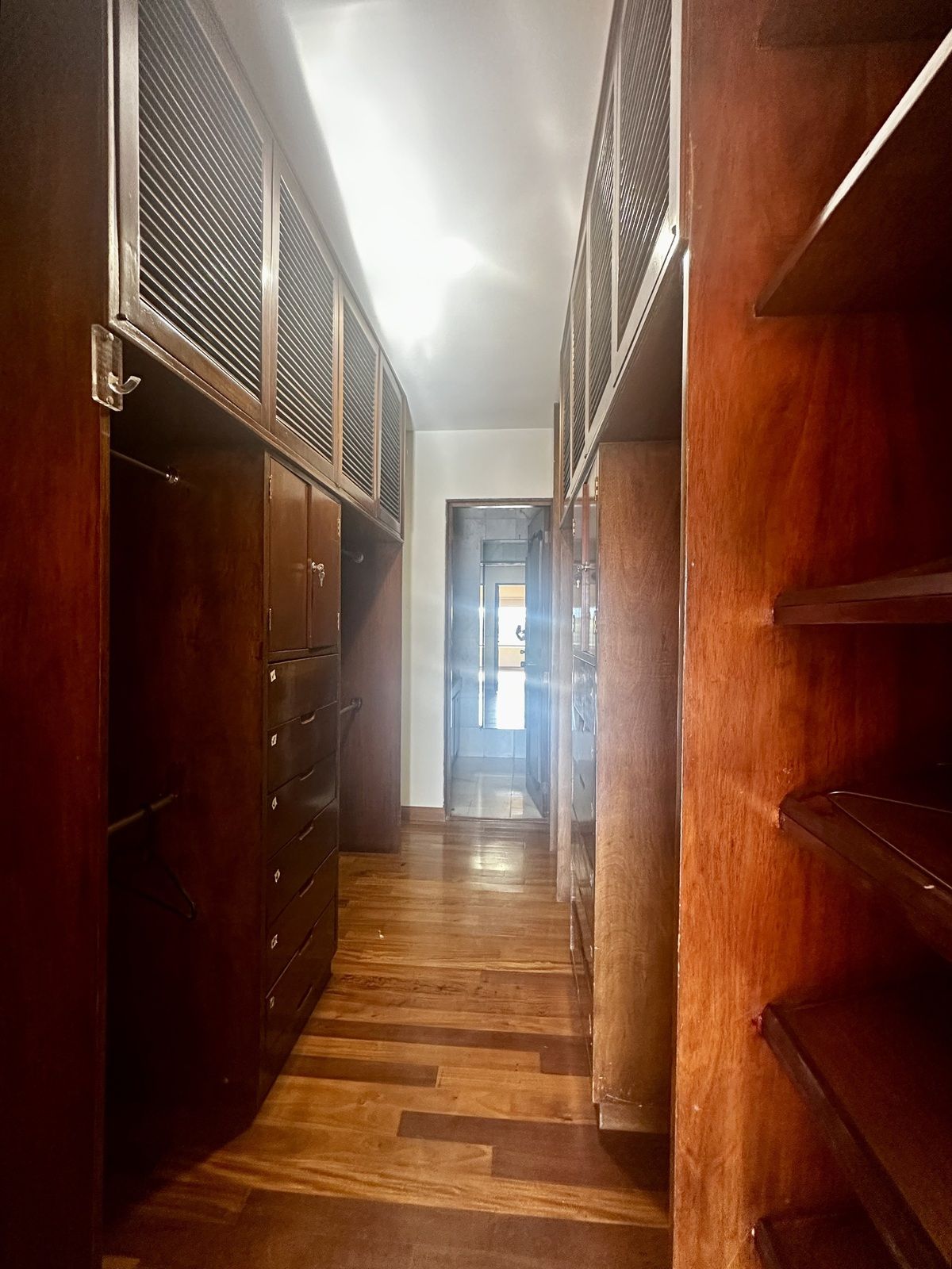 25 of 33: Closet Rec 4