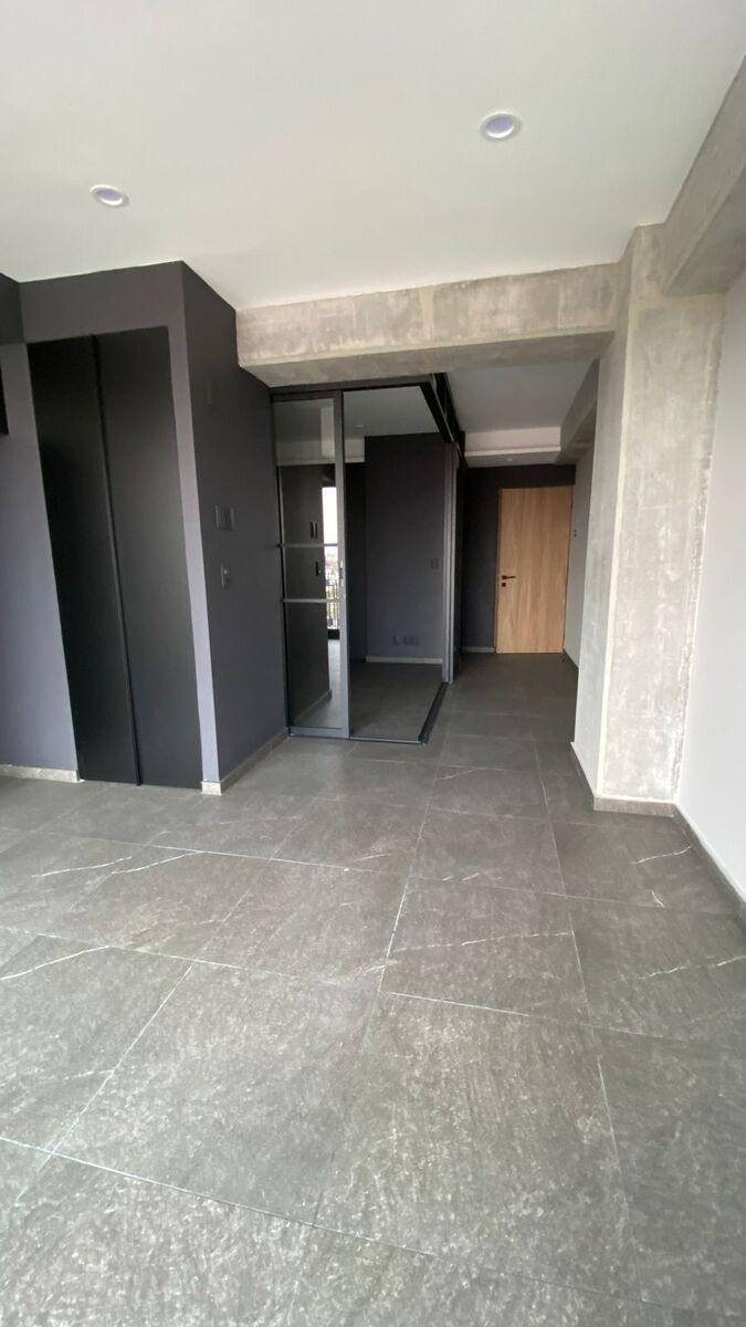 12 de 25: VISTA A RECAMARA Y ENTRADA