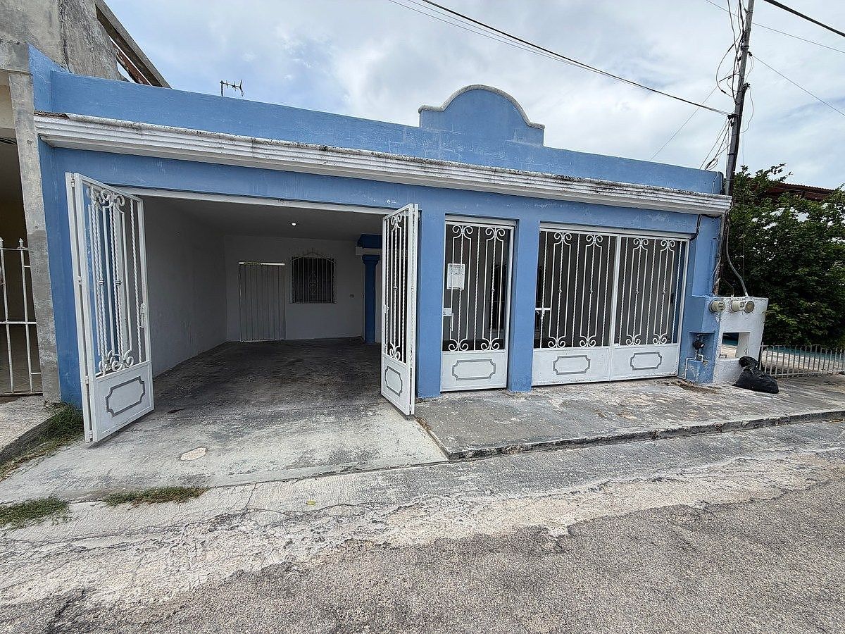 CASA EN YUCALPETEN, foto 1 de 17