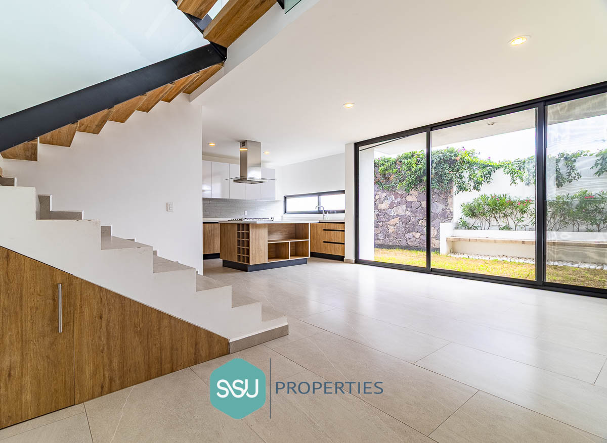 28 de 42: Sala y cocina