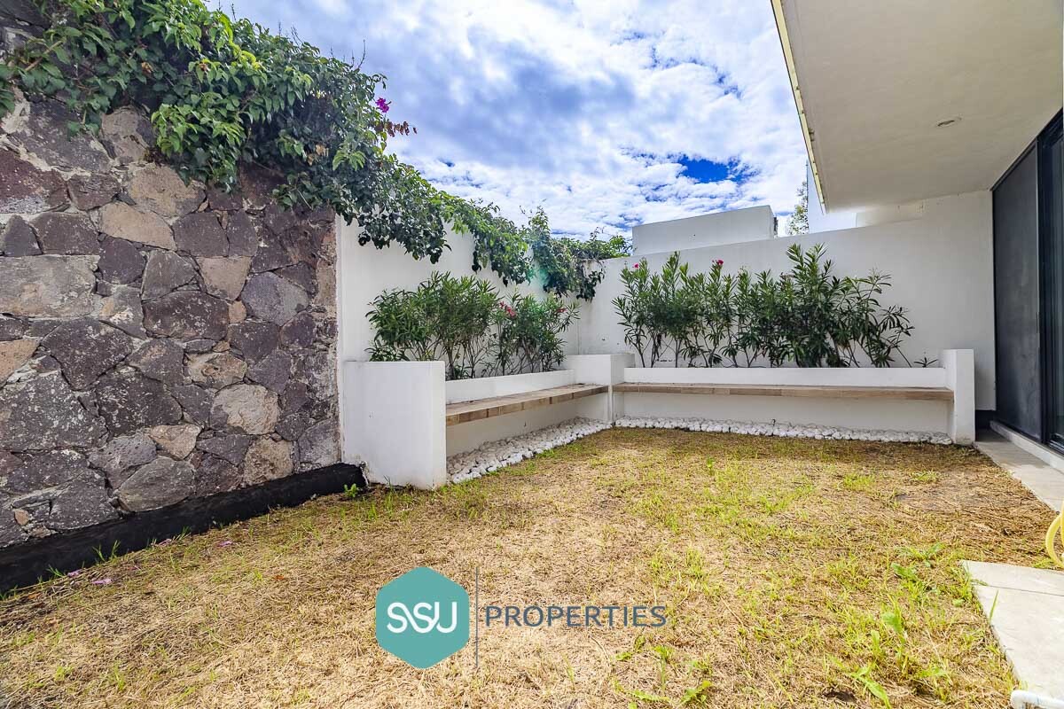 35 de 42: Jardín