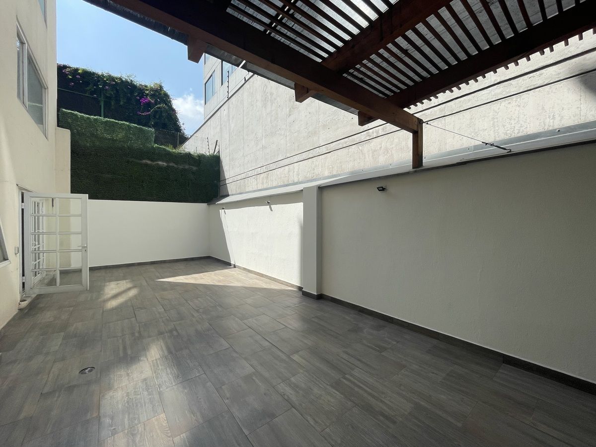 3 de 16: terraza