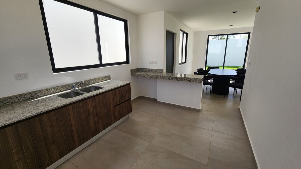 3 of 38: Casa en Venta Mérida Cd. Caucel