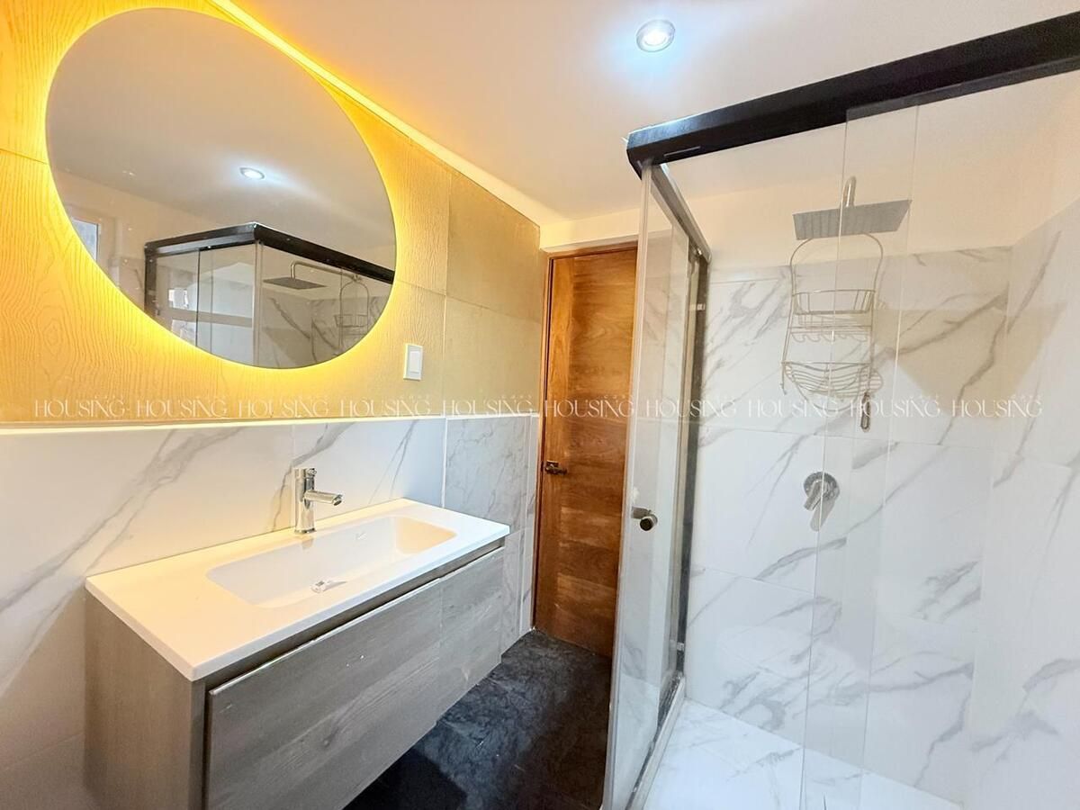5 de 11: Baño completo planta baja