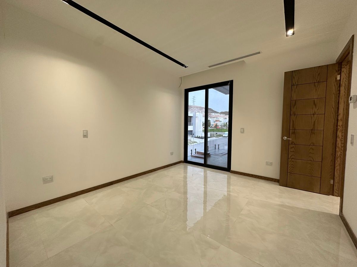 11 de 16: Recámara secundaria