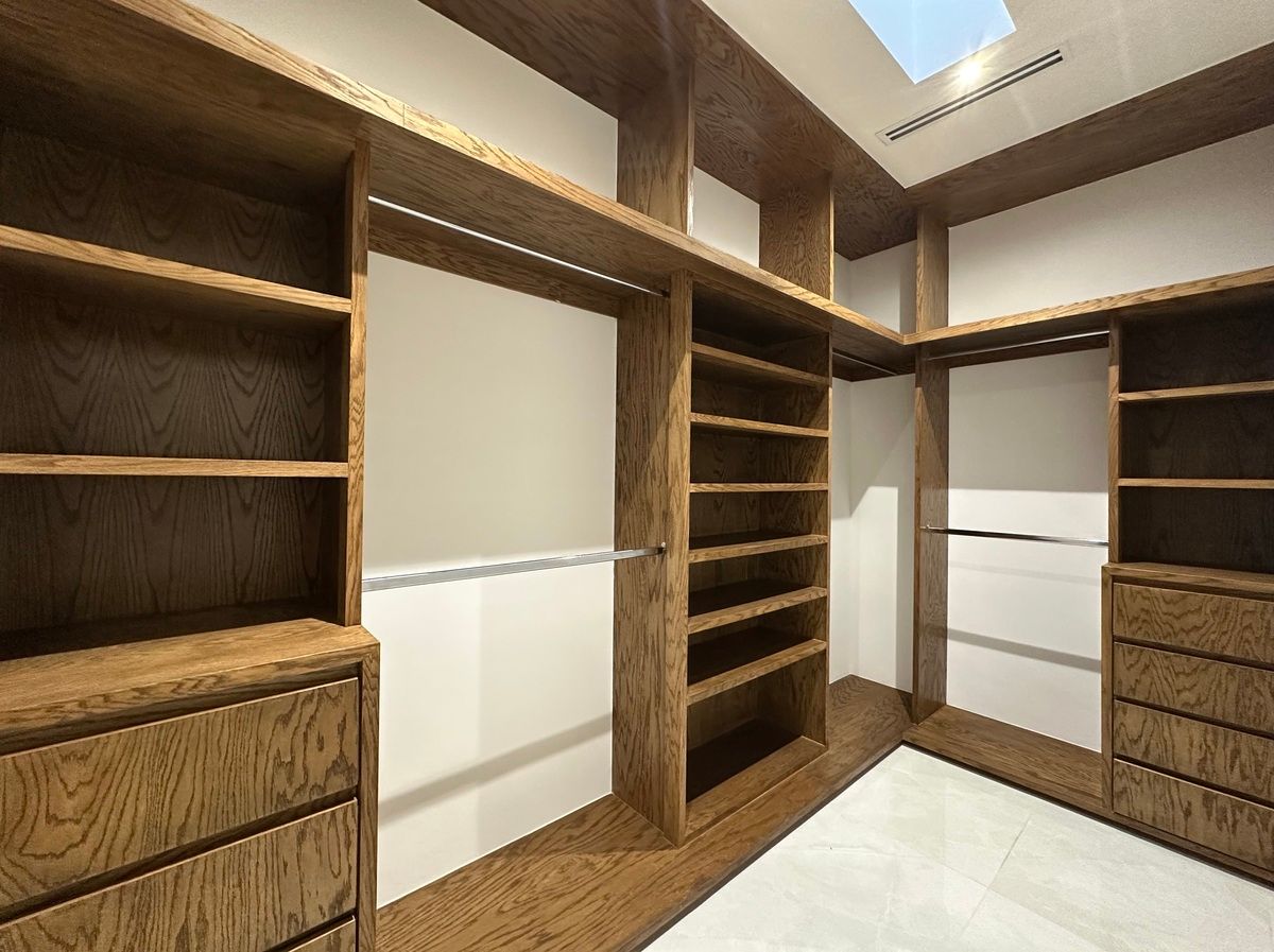 13 de 17: Vestidor recámara principal