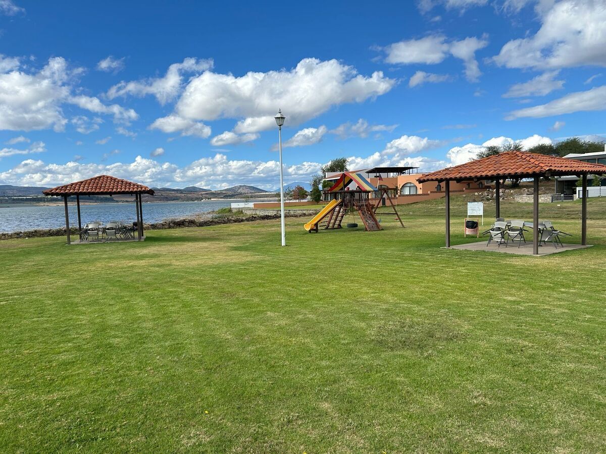 Terreno en Venta, Ribera del Lago, San Pedro Valencia, Bellavista, Jalisco - foto 3