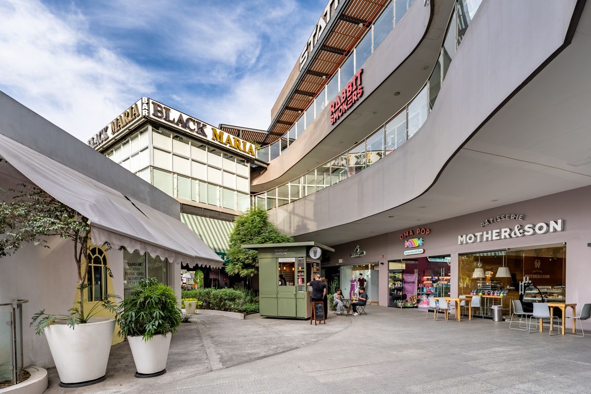 4 de 13: Local en venta en Plaza D´Lucca Valle Real
