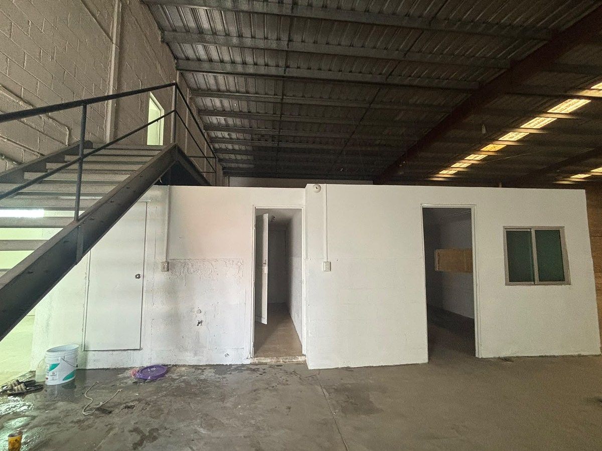 Bodega industrial en Caucel, Mérida, foto 16 de 17
