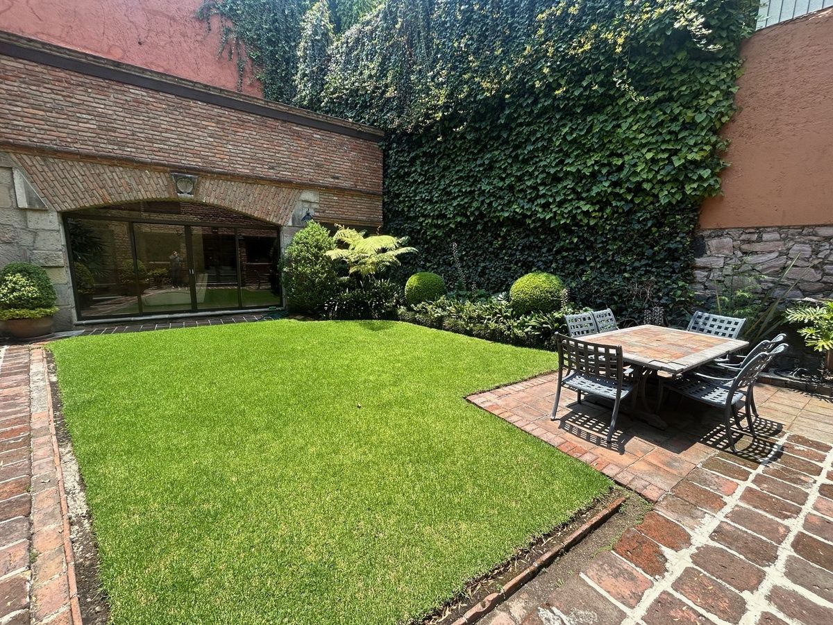 3 of 22: Casa en Venta en Bosques de las Lomas Rayo Vende ®
