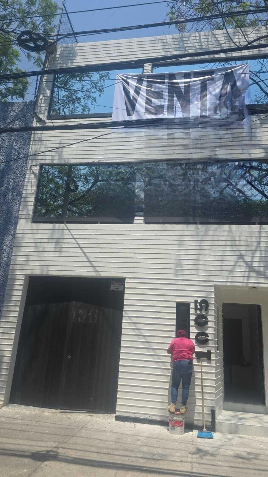 1 of 5