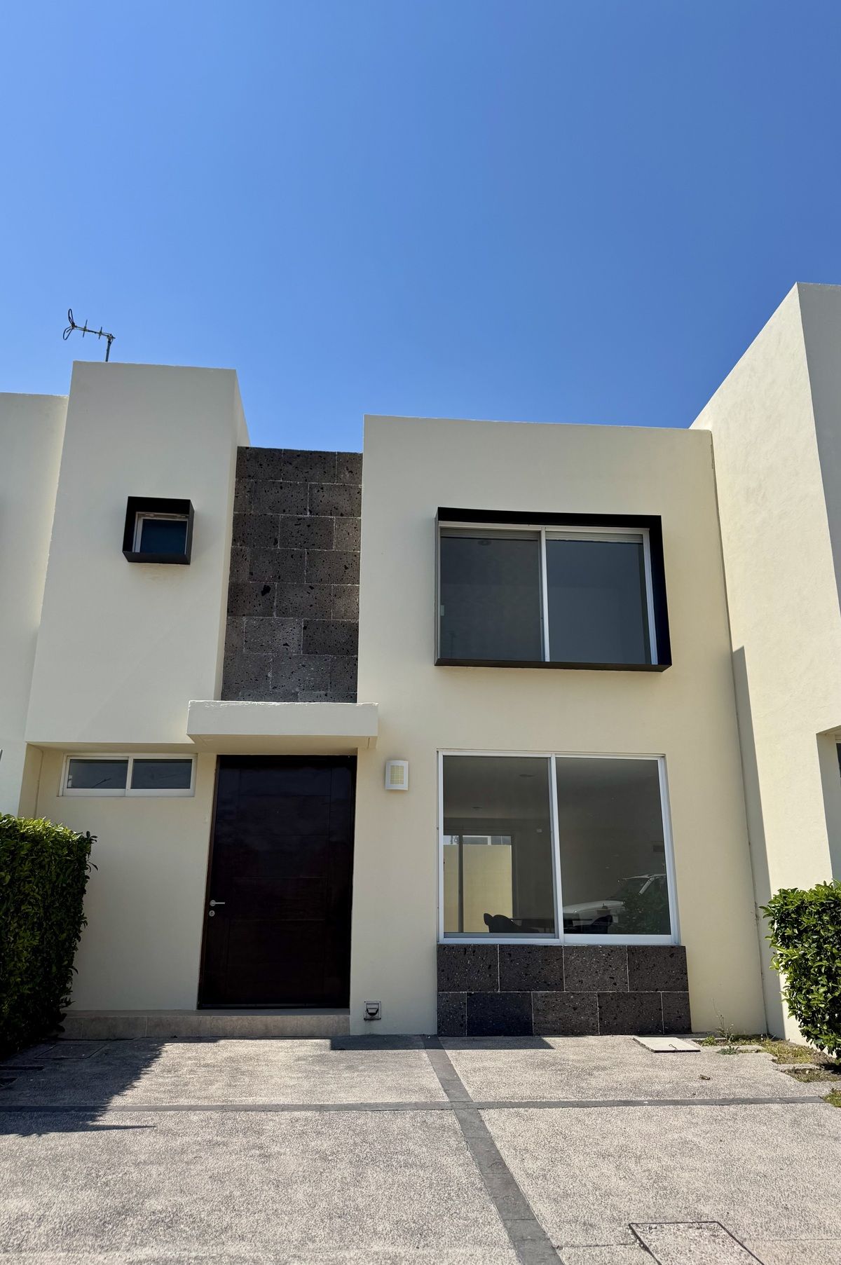 1 de 21: Fachada de la casa