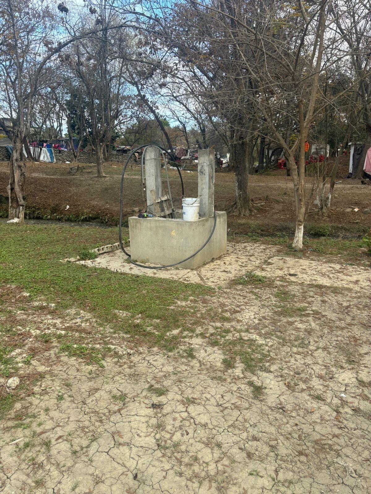 3 of 8: Pozo de Agua