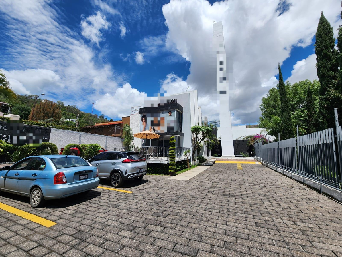 3 de 33