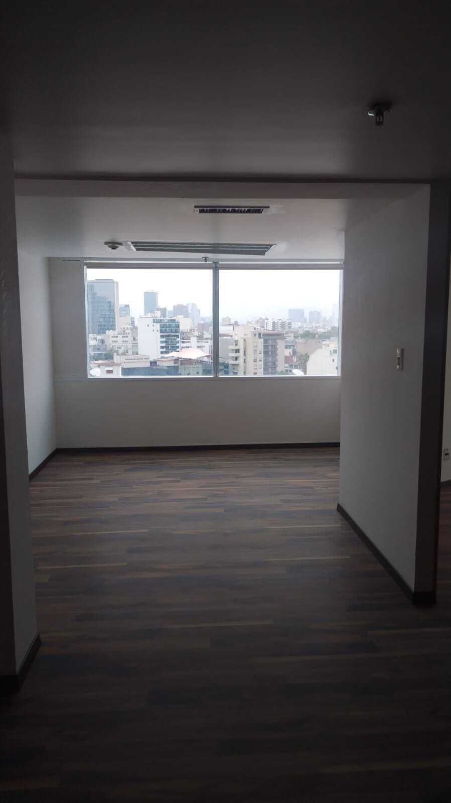 4 de 24