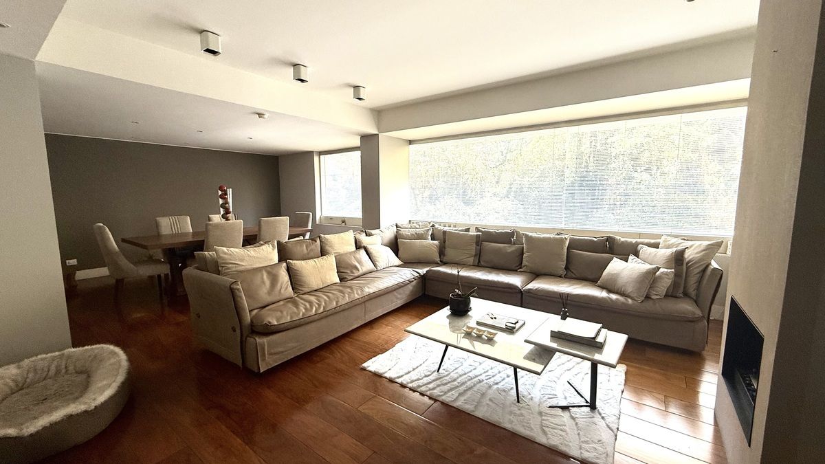 2 de 19: Sala