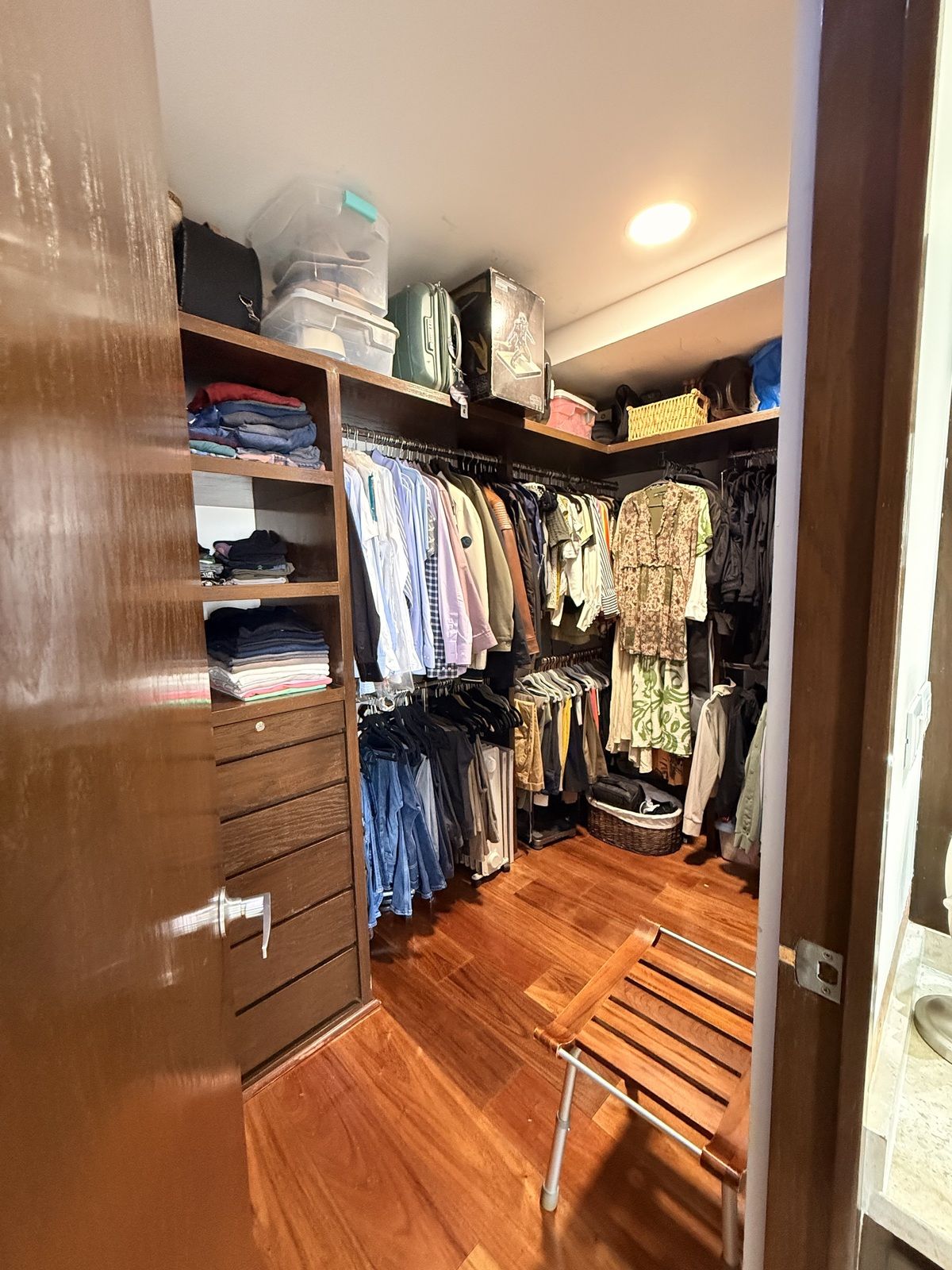17 de 50: Vestidor