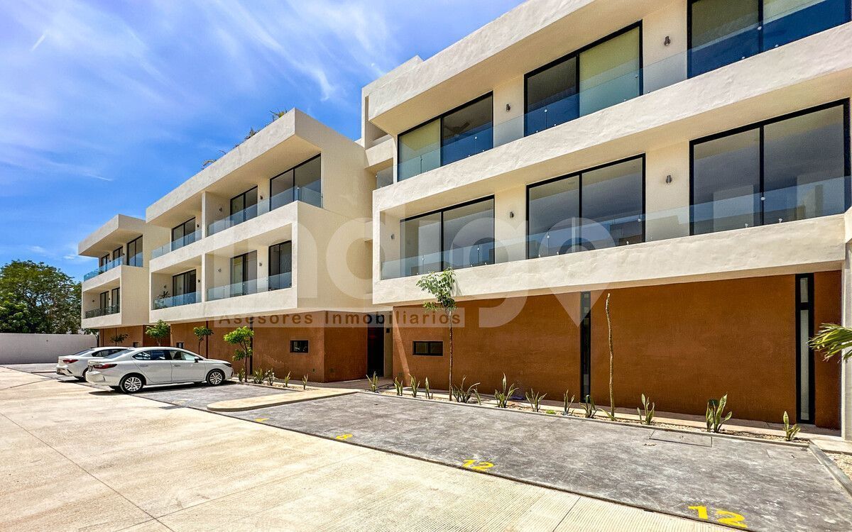 1 de 26: Fachada Frontal