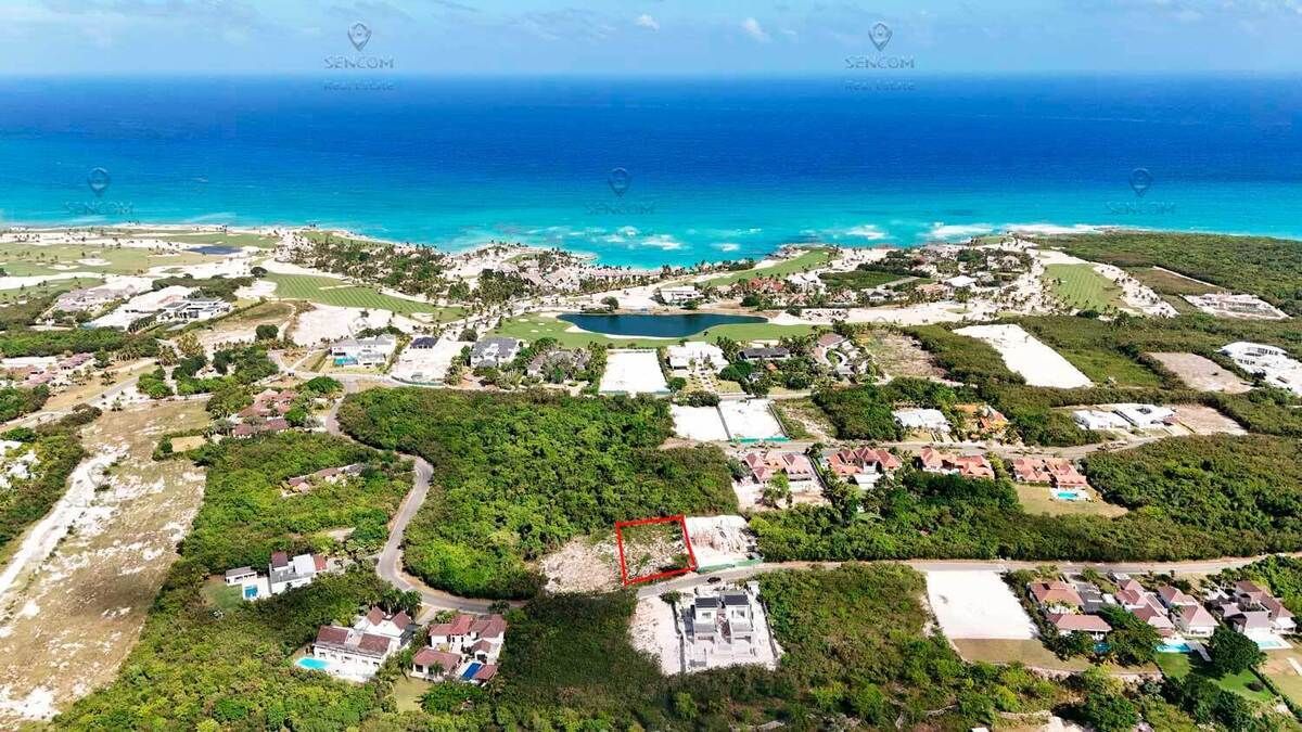 1 de 11: Terreno se vende en Las Lagunas Cap Cana 1