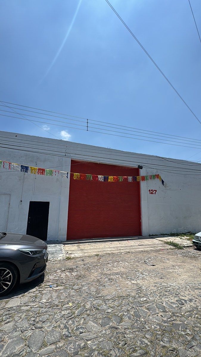 Commercial semi-covered warehouse for rent in Col El Mante Periférico Sur., photo 1 of 20