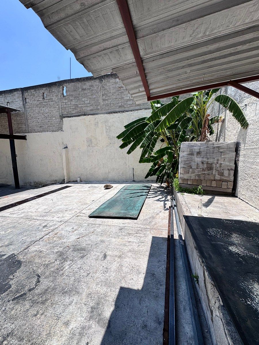 Commercial Storage Unit in El Mante, Zapopan, photo 10 of 20