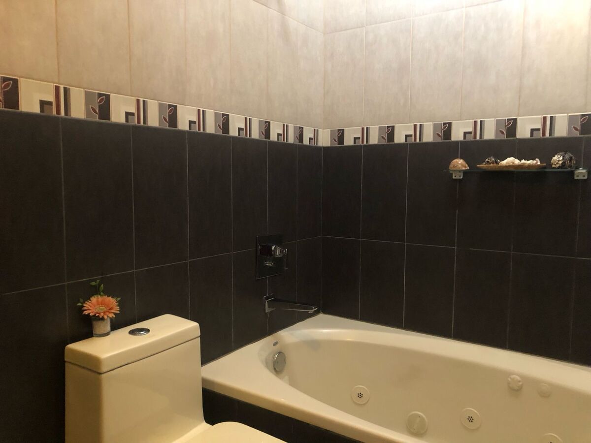 Casa en venta recamara en Planta Baja, céntrica. Querétaro.