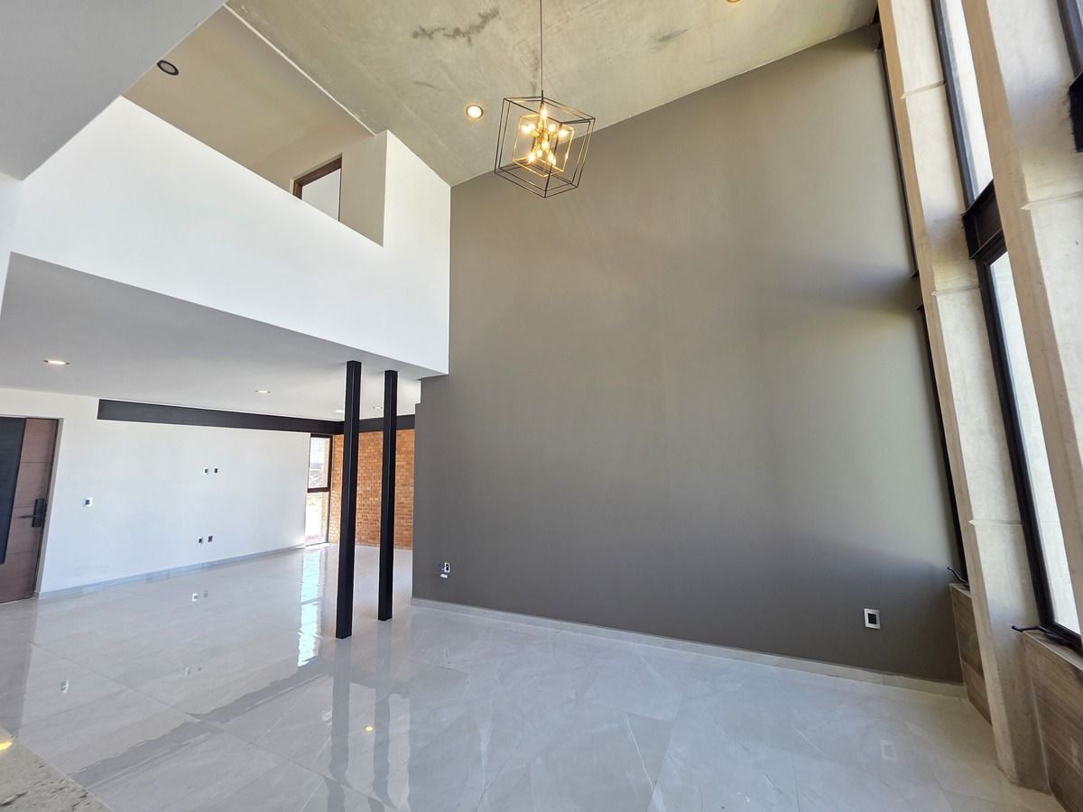 8 of 35: COMEDOR DOBLE ALTURA