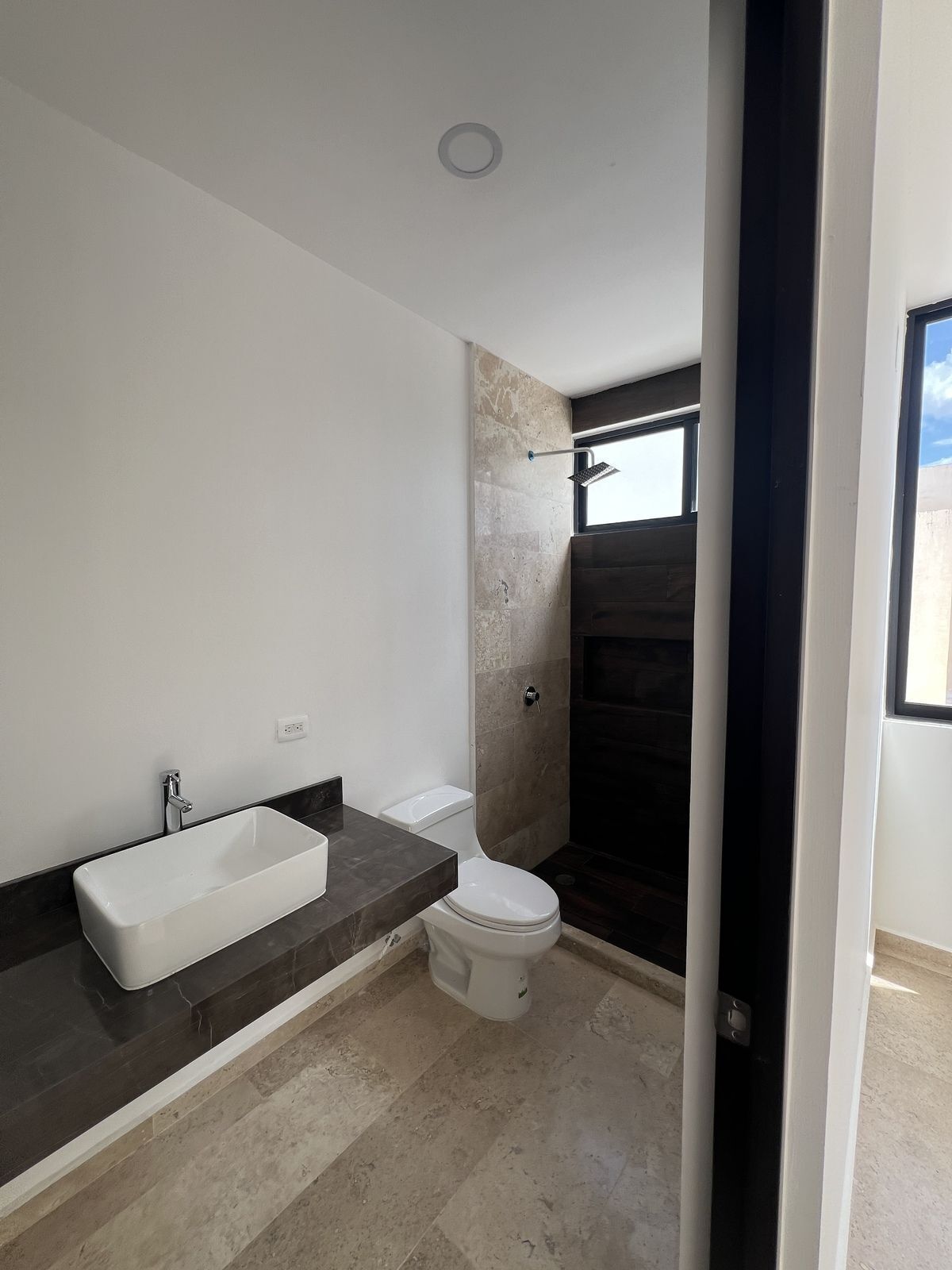 19 de 21: Baño, Segunda Habitación