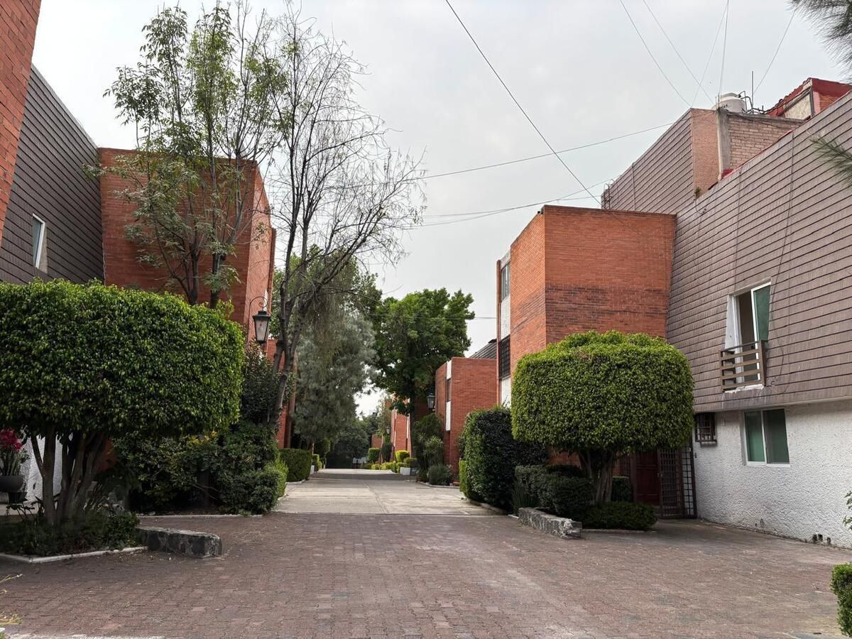 1 of 41: Detalle del condominio