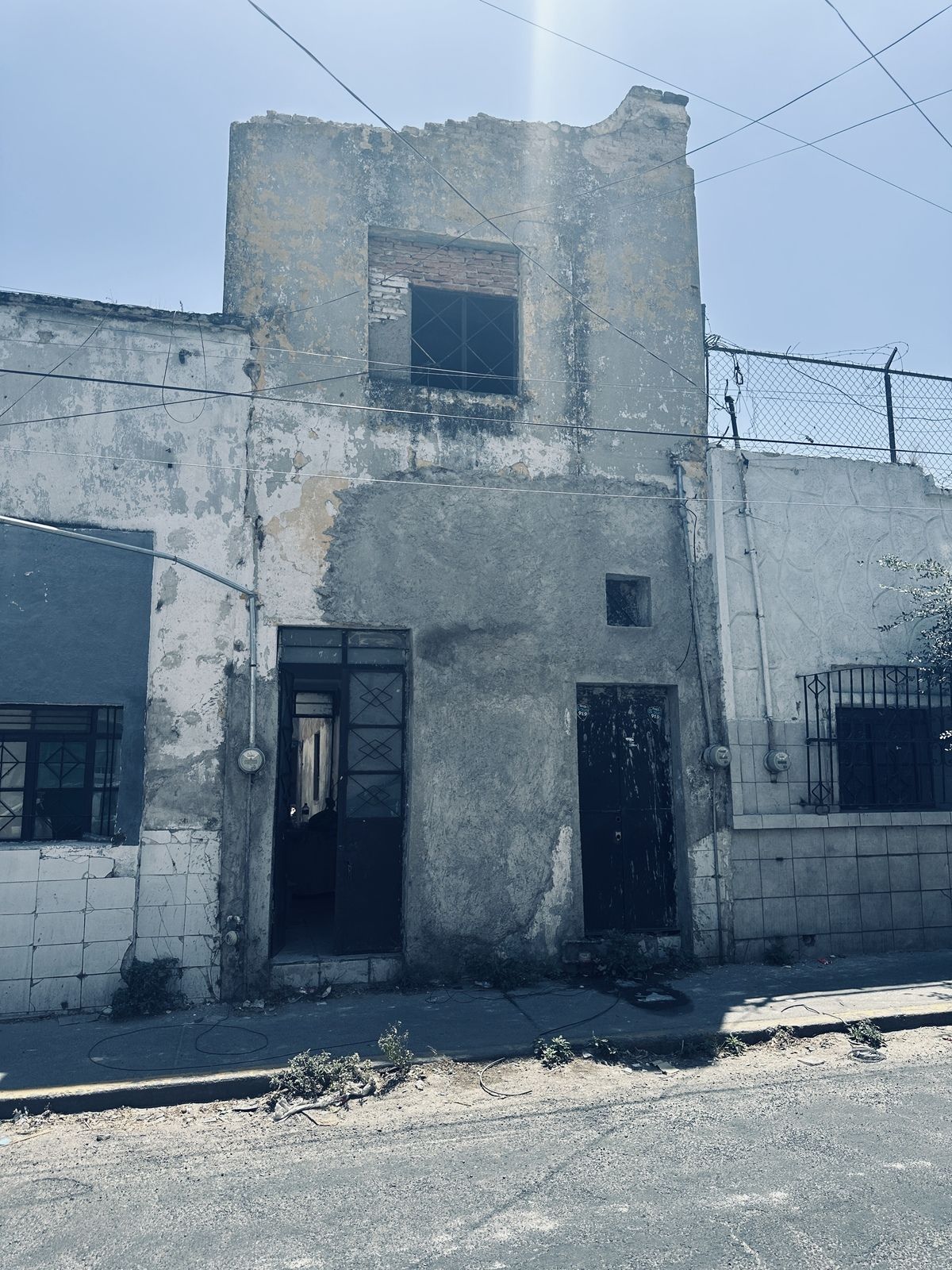 3 de 28