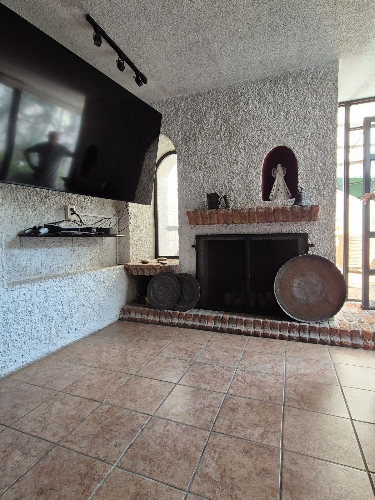 18 of 36: Sala TV