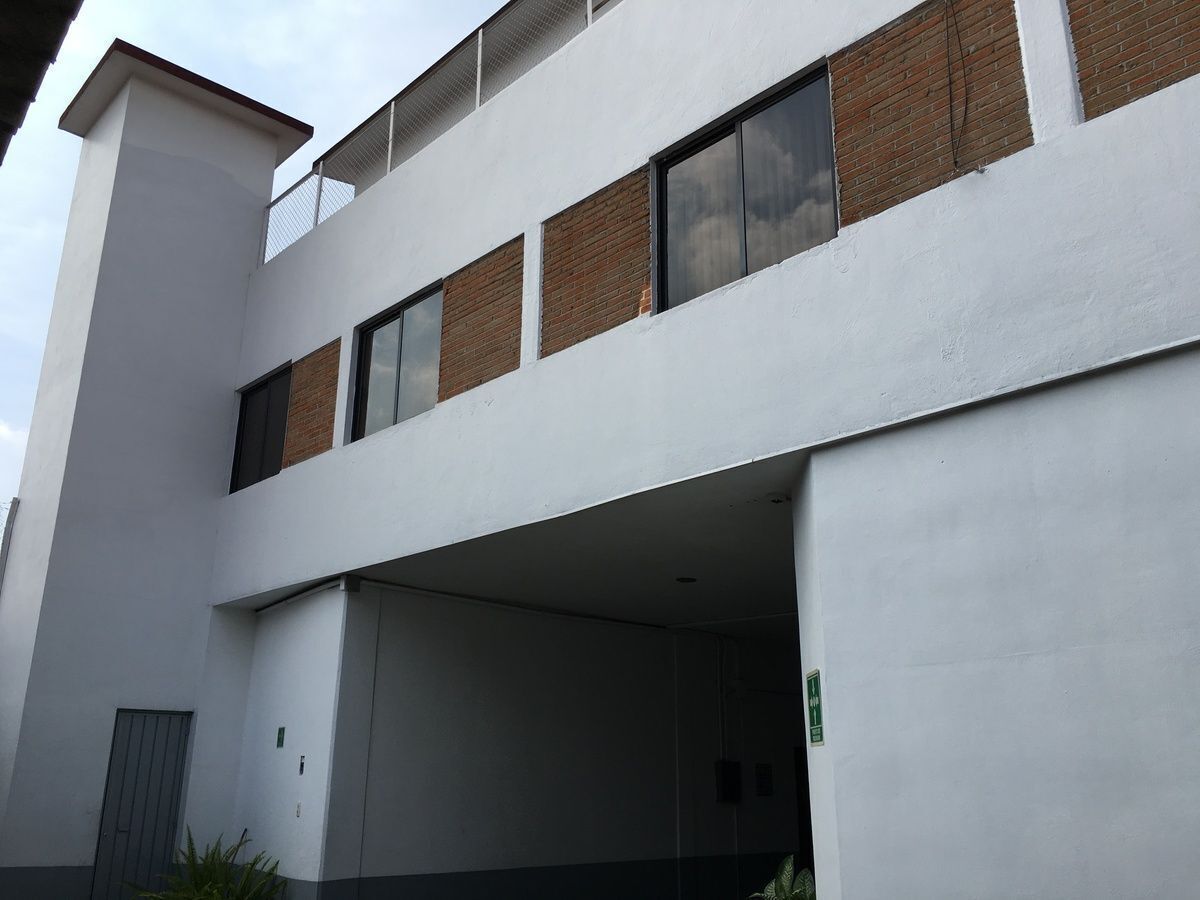 3 de 18