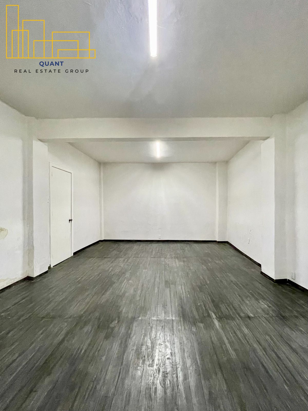 28 de 31: Bodega 4, privado