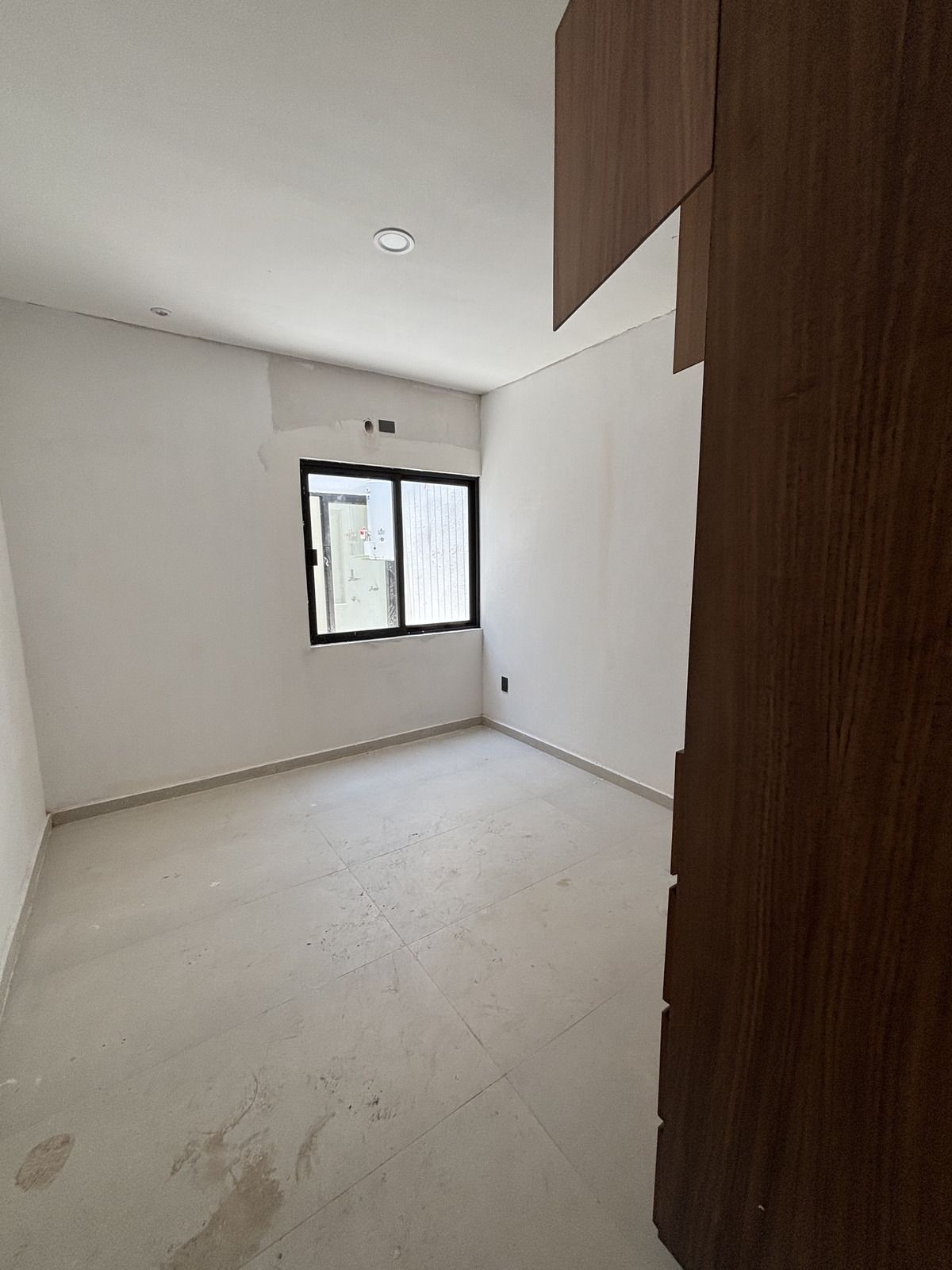 22 of 37: RECAMARA OBRA BLANCA