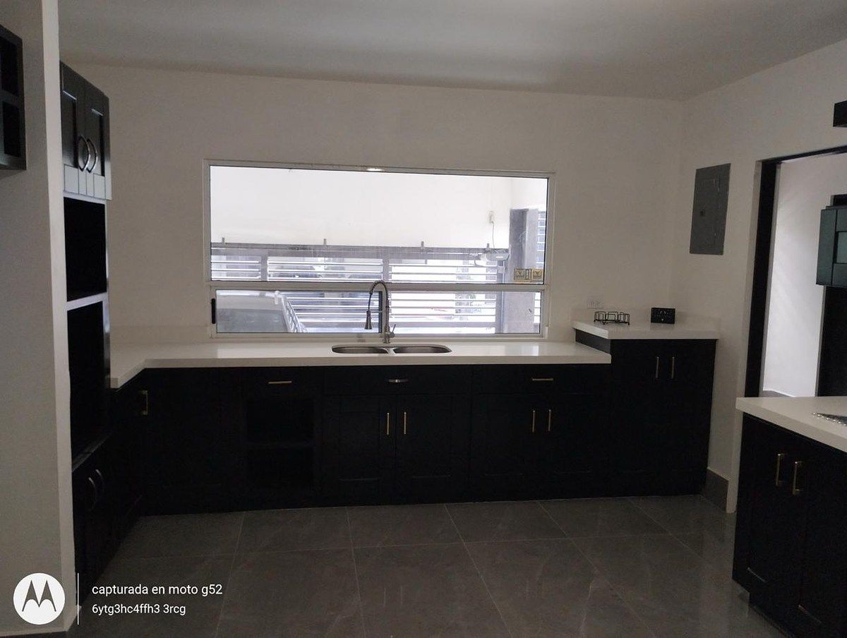Casa em Pedregal la Silla 1 Sector, Monterrey, foto 2 de 24