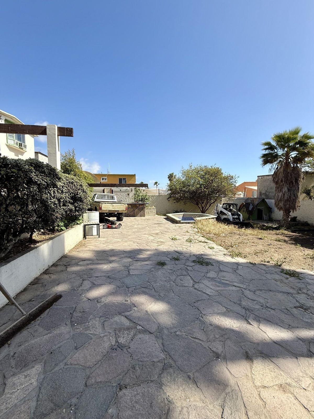 https://assets.easybroker.com/property_images/5241033/90188352/EB-TD1033.jpeg?version=1747418177