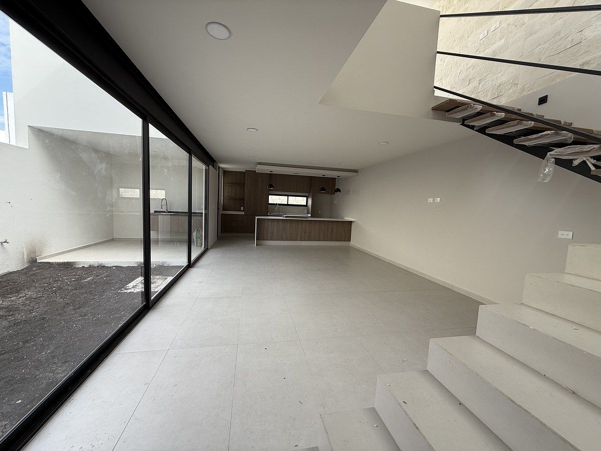 7 de 22: Cocina sala y comedor